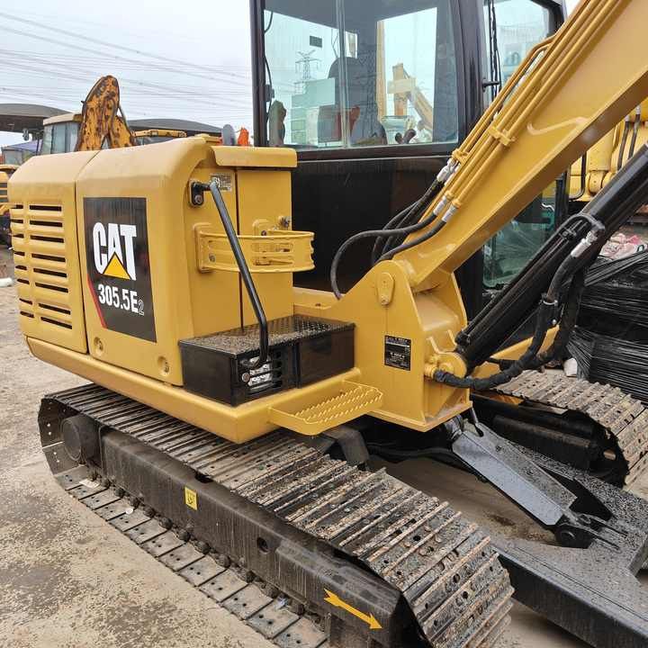 2020 Caterpillar 305.5E2 crawler excavator side view 2020 Caterpillar 305.5E2 crawler excavator side view