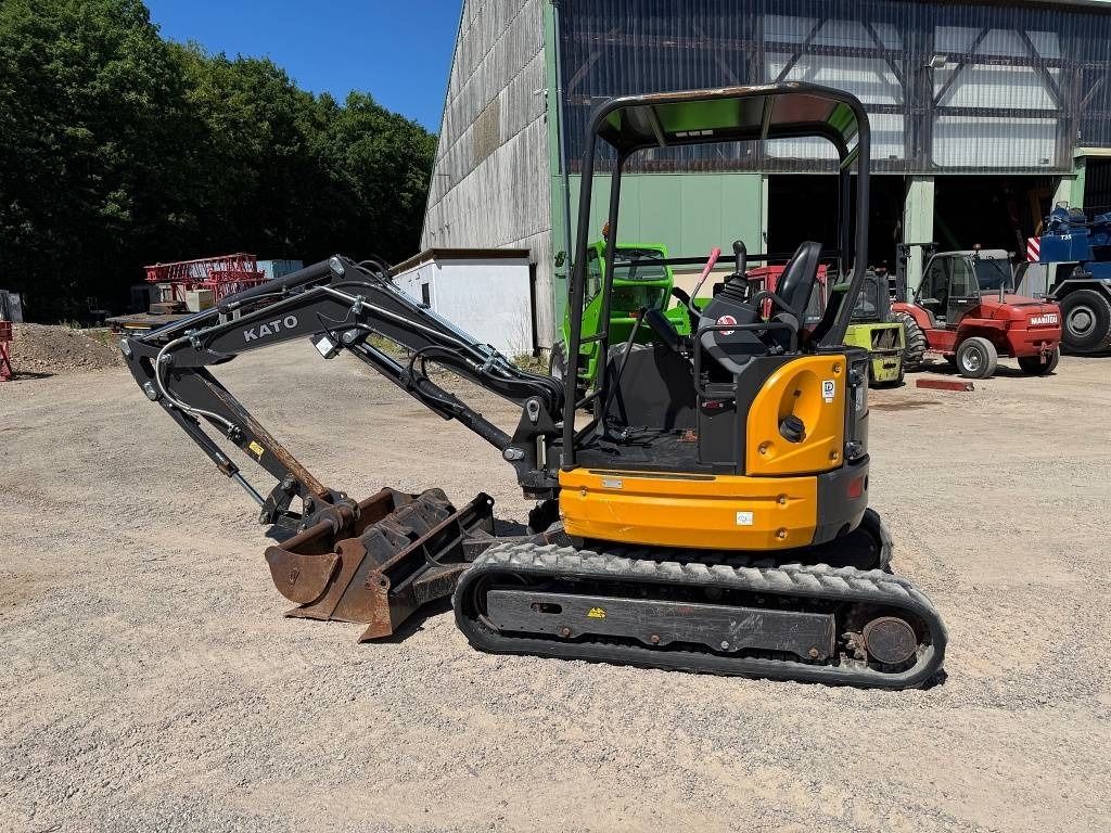 2021 Kato HD33V5 mini excavator, side view 2021 Kato HD33V5 mini excavator, side view