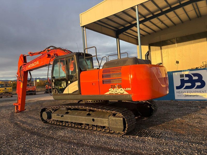 2017 Hitachi Zaxis 250LCN crawler excavator, rear three-quarter view 2017 Hitachi Zaxis 250LCN crawler excavator, rear three-quarter view