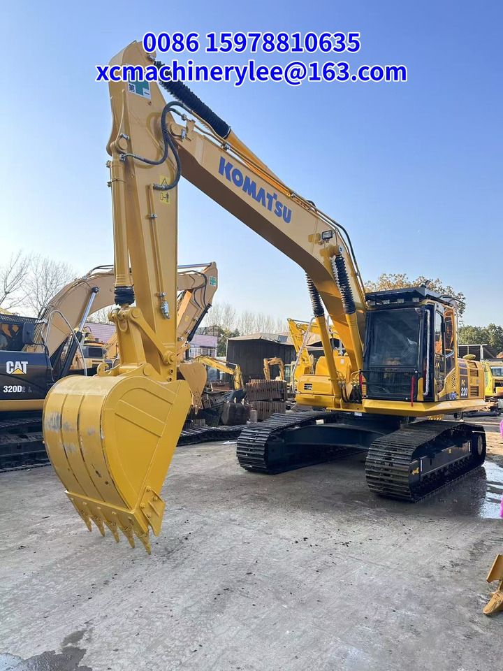 2023 Komatsu PC220 crawler excavator, front three-quarter view 2023 Komatsu PC220 crawler excavator, front three-quarter view