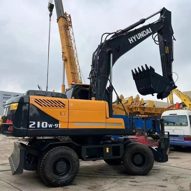 Hyundai 210W-9T wheel excavator, side view