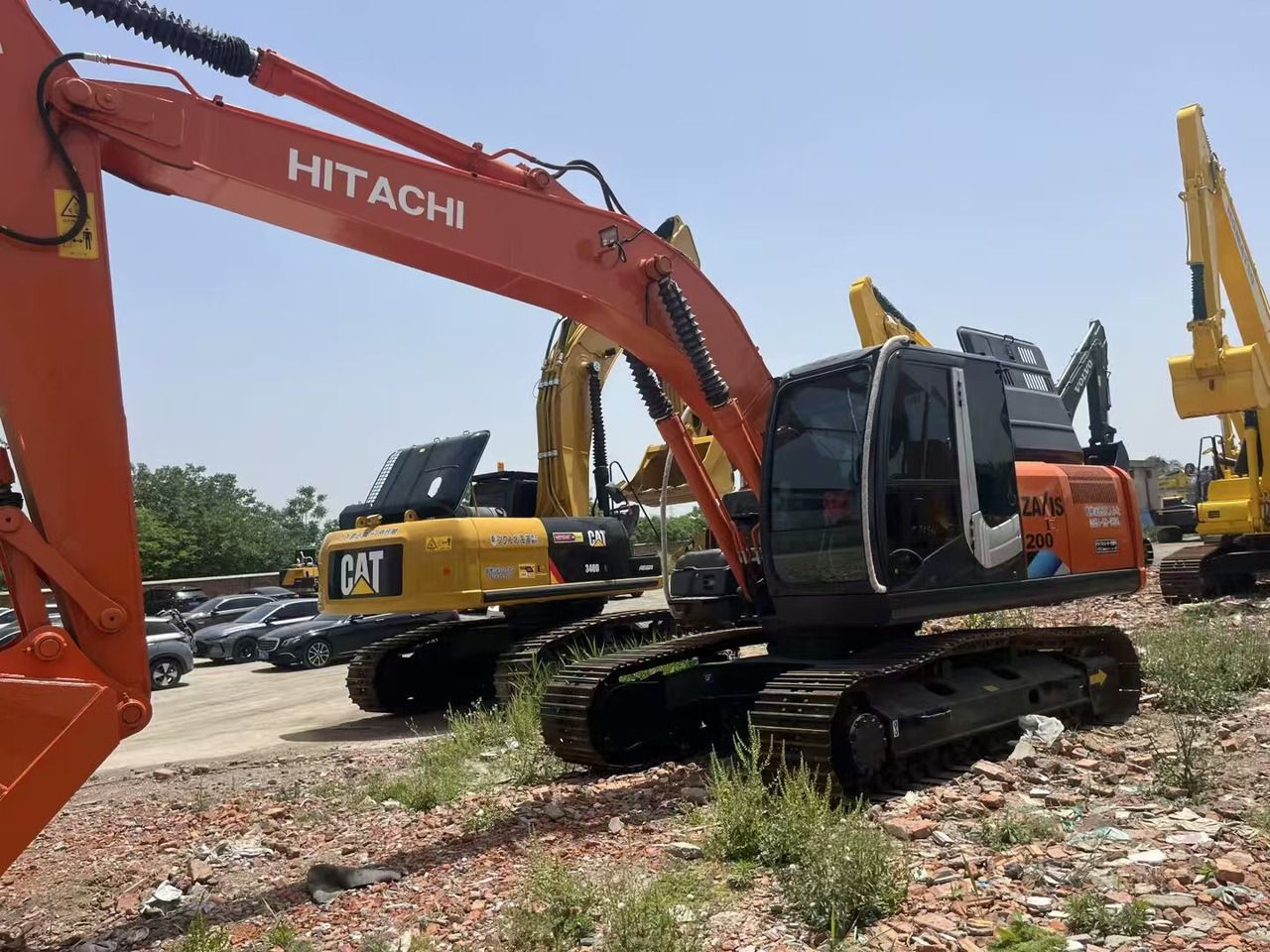 2022 Hitachi ZX200-7 crawler excavator side view 2022 Hitachi ZX200-7 crawler excavator side view