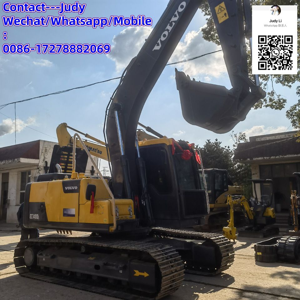 2020 Volvo EC140D crawler excavator, side view