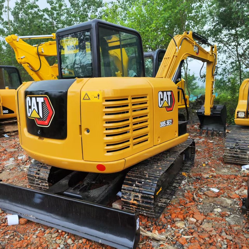 2024 Caterpillar 305.5E2 mini excavator rear view 2024 Caterpillar 305.5E2 mini excavator rear view