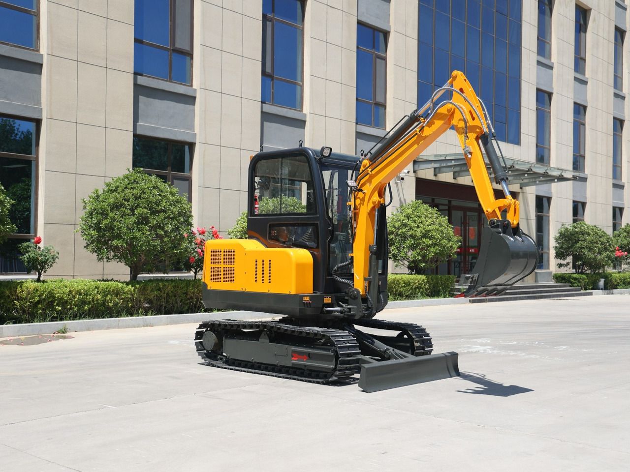 New 2025 Müller Machinery MB 40-VKSH Mini Excavator
