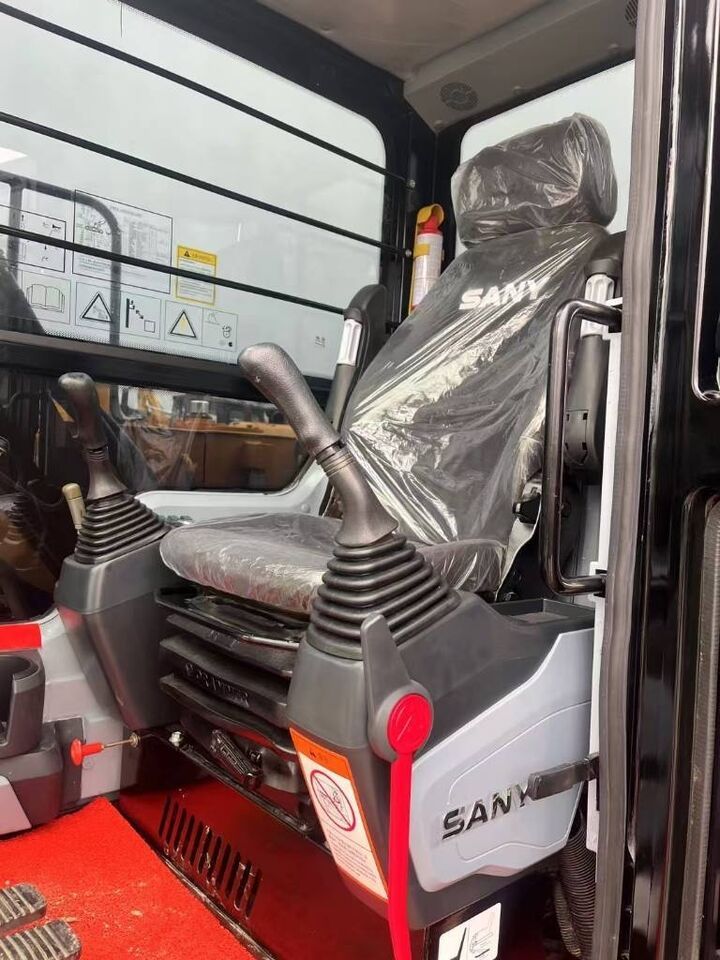 2025 Sany SY75 crawler excavator interior cab view 2025 Sany SY75 crawler excavator interior cab view