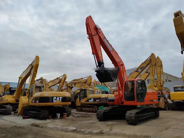 2020 Doosan DX225LC crawler excavator, front three-quarter view