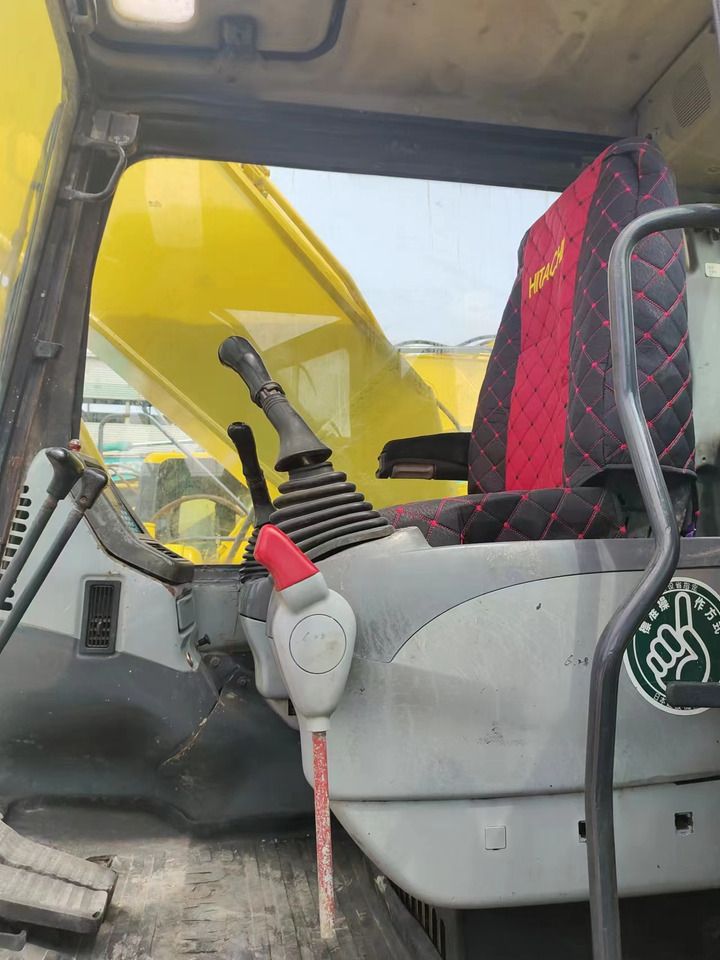 2015 Komatsu PC200-7 crawler excavator interior cab view