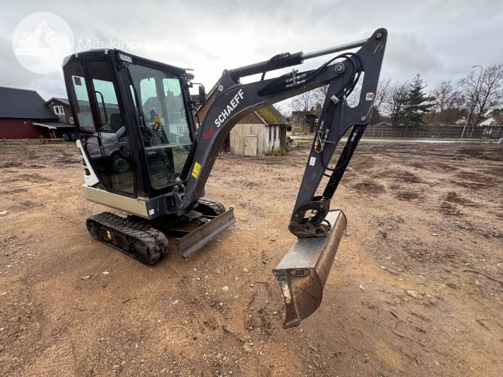 2017 Schaeff TC 22 mini excavator, side view 2017 Schaeff TC 22 mini excavator, side view