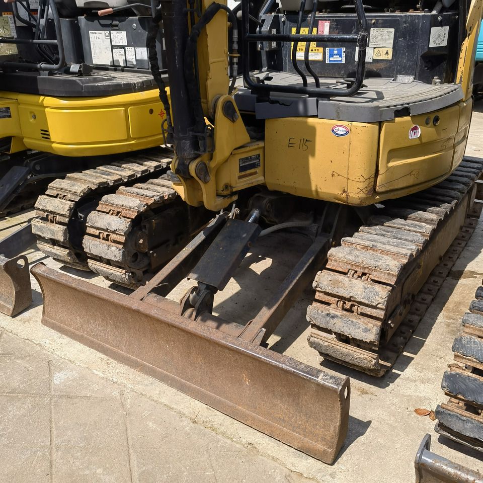2022 Caterpillar 302C mini excavator front view 2022 Caterpillar 302C mini excavator front view