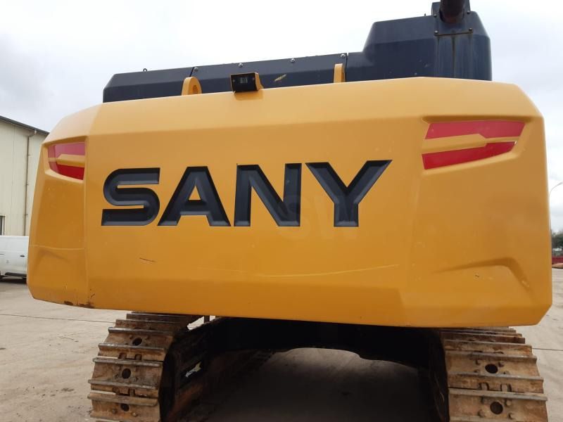 2019 Sany SY500 crawler excavator rear view 2019 Sany SY500 crawler excavator rear view