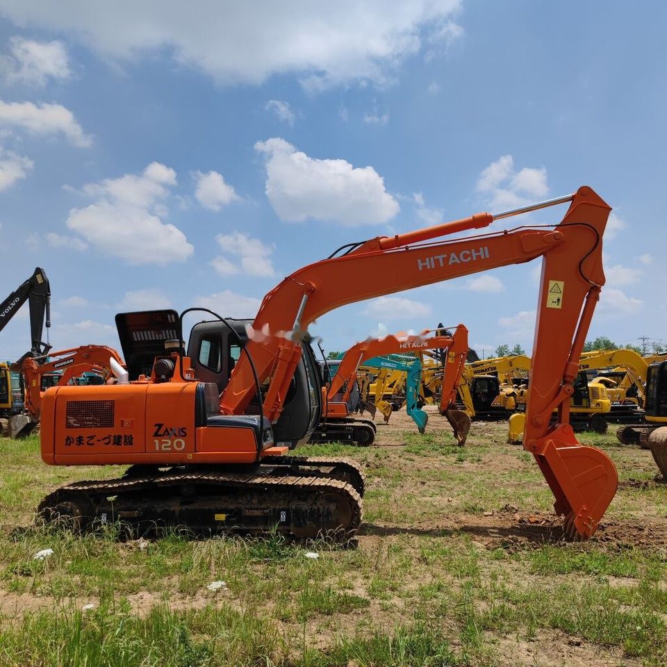 Hitachi Zaxis 120 crawler excavator, side view Hitachi Zaxis 120 crawler excavator, side view