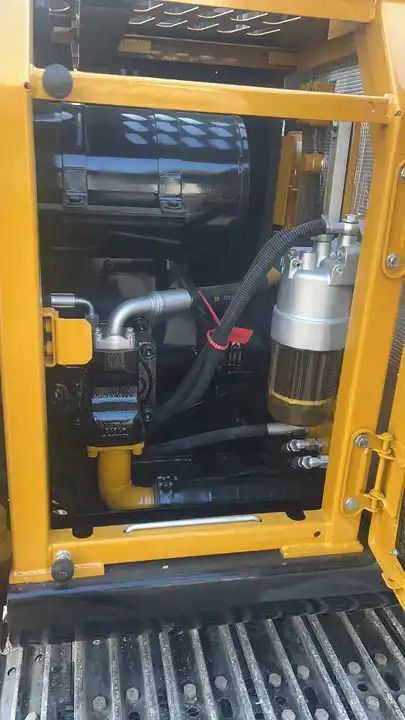 2020 Sany 75C crawler excavator engine compartment view 2020 Sany 75C crawler excavator engine compartment view
