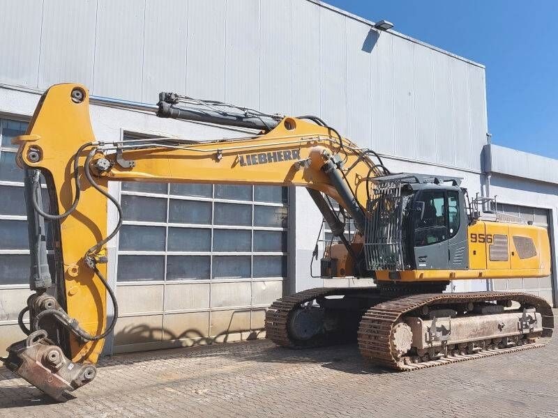 2018 Liebherr R956 LC crawler excavator side view