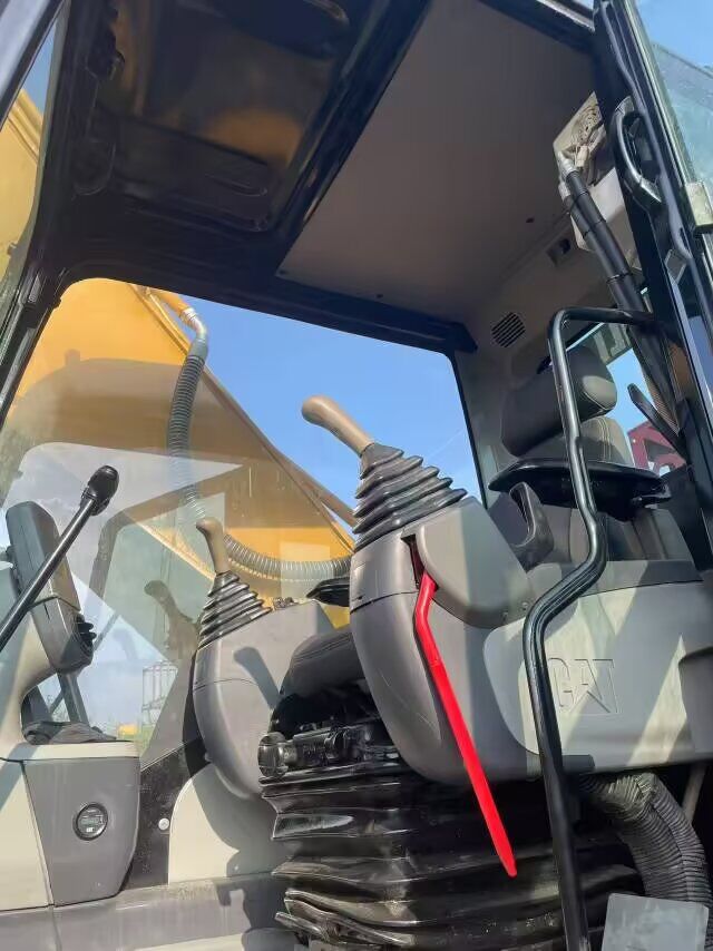 2024 Caterpillar 336D crawler excavator interior view 2024 Caterpillar 336D crawler excavator interior view