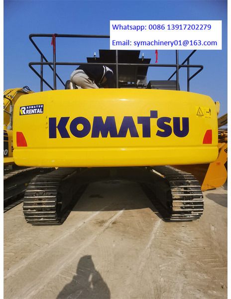 2021 Komatsu PC400 crawler excavator rear view 2021 Komatsu PC400 crawler excavator rear view