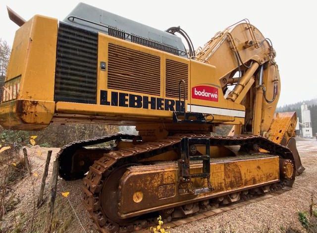 1999 Liebherr R984 B LITRONIC crawler excavator side view