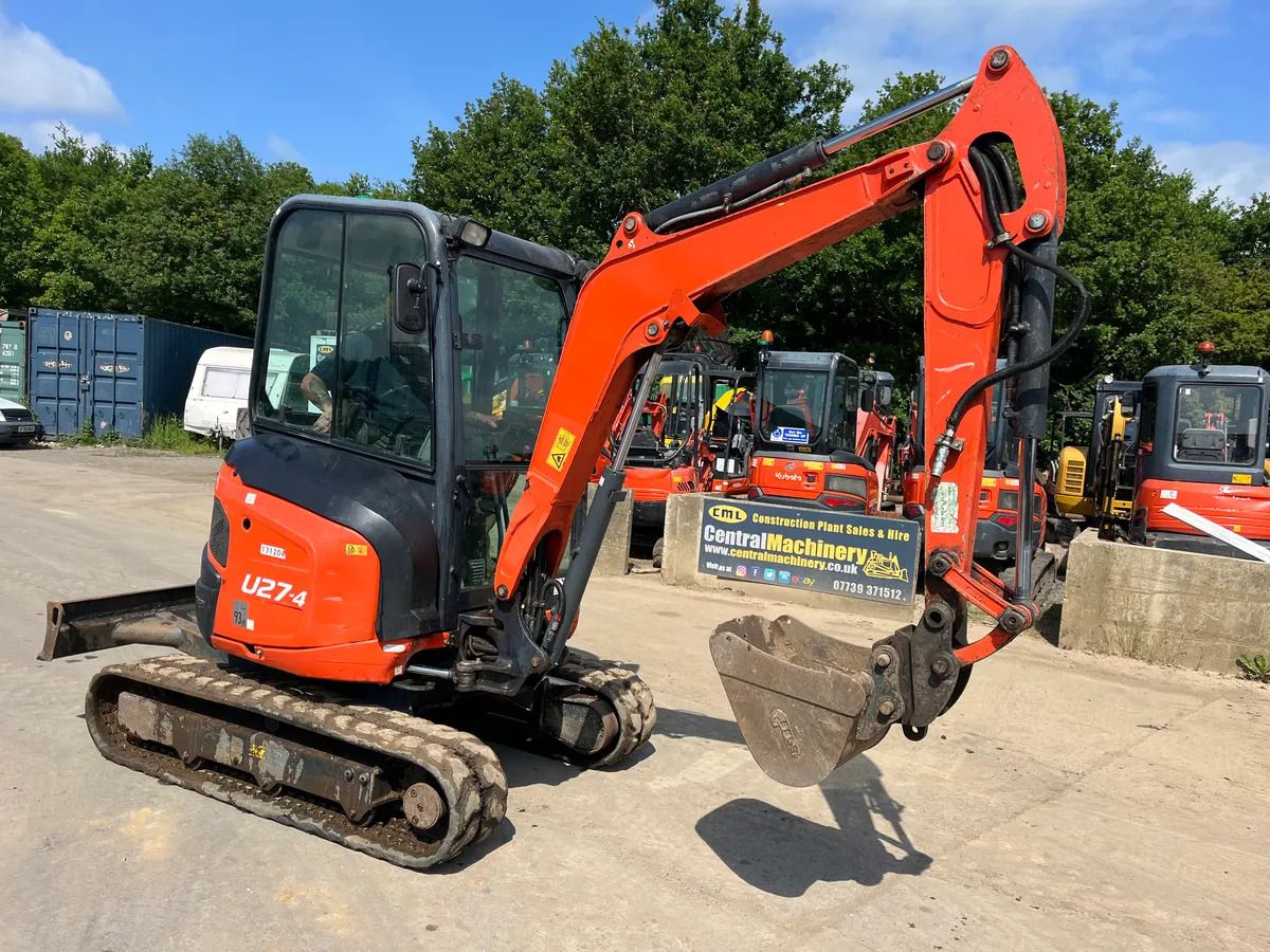 2018 Kubota U27-4 mini excavator, side view 2018 Kubota U27-4 mini excavator, side view