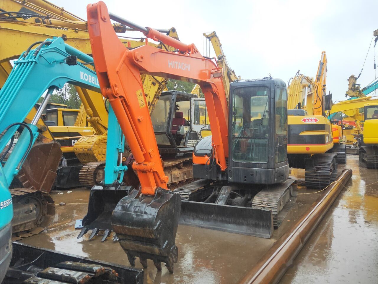 2019 Hitachi ZX55 mini excavator, front three-quarter view