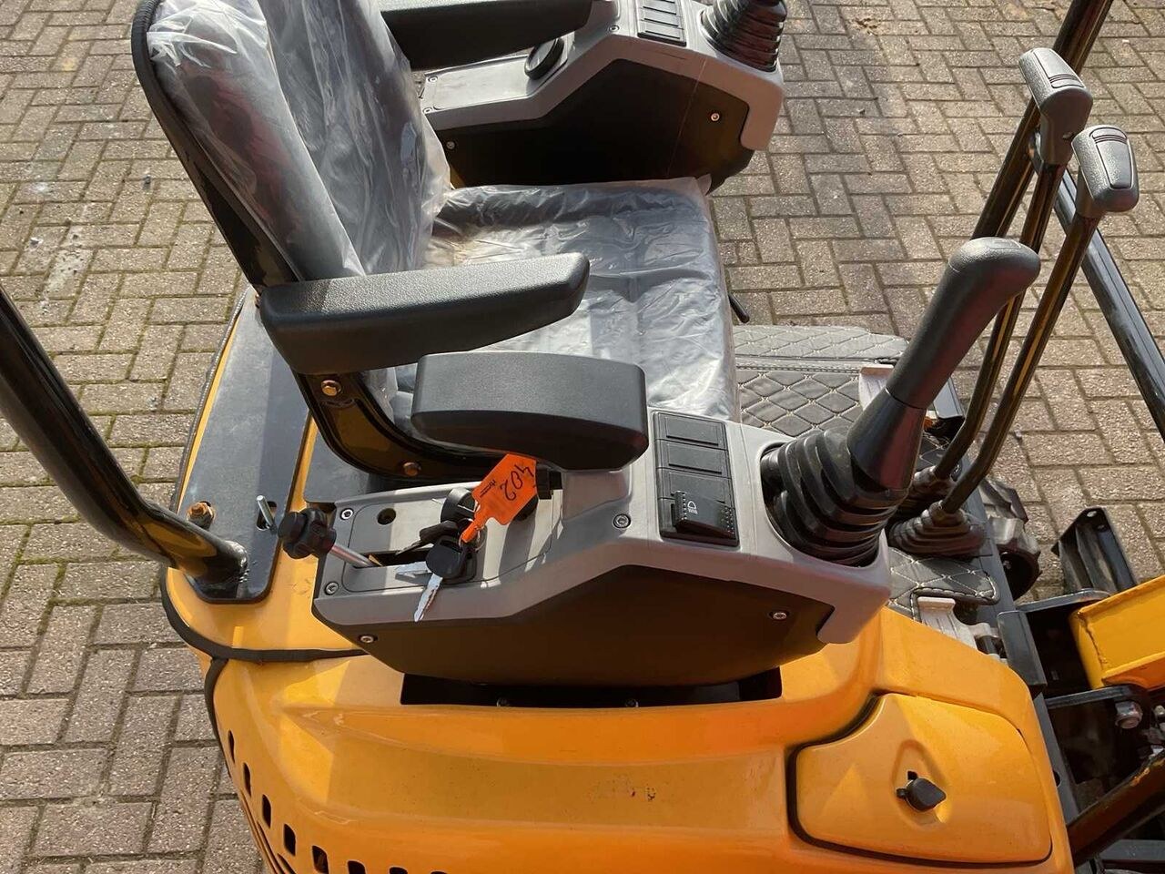 JPC KV15 Mini Excavator operator station view