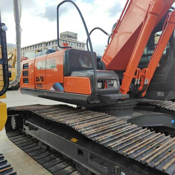 2023 Hitachi ZAXIS 210 crawler excavator side view