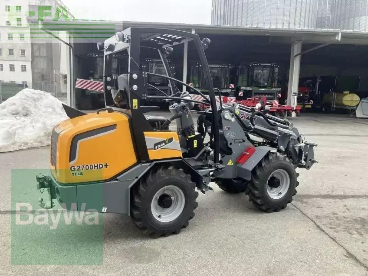 2023 Giant G2700 TELE HD+ mini excavator, side view 2023 Giant G2700 TELE HD+ mini excavator, side view