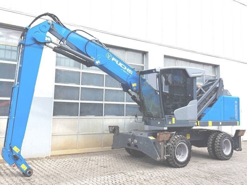 2023 Fuchs MHL320F material handler, side view