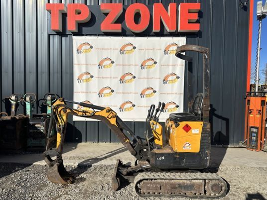 2018 Bobcat E08 mini excavator, side view 2018 Bobcat E08 mini excavator, side view