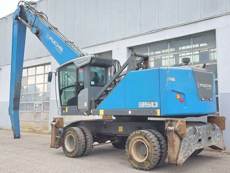 2018 Fuchs MHL350F material handler side view 2018 Fuchs MHL350F material handler side view