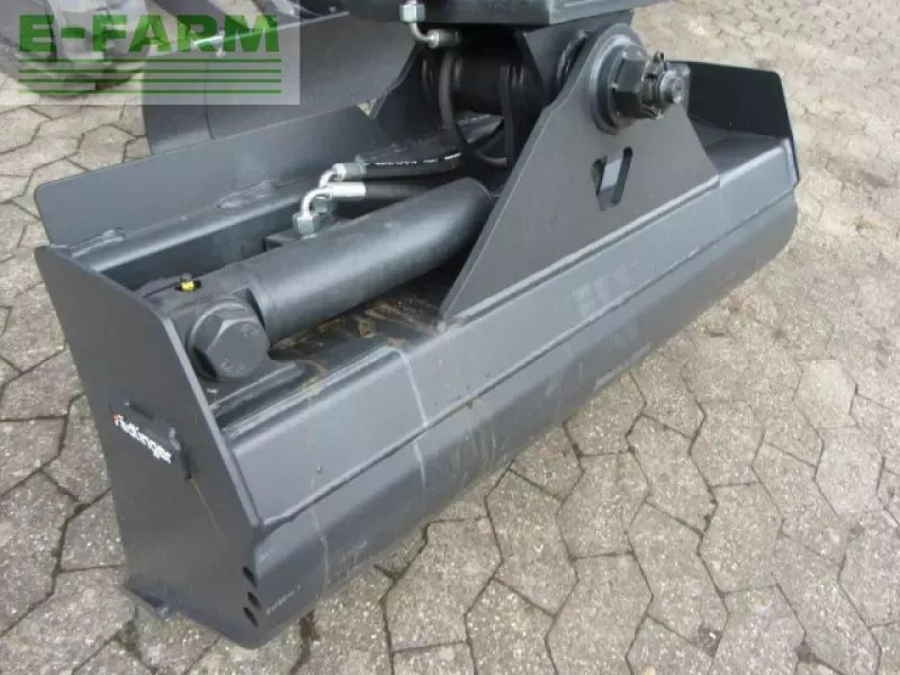 2022 Hitachi ZX17U mini excavator ditch cleaning bucket attachment