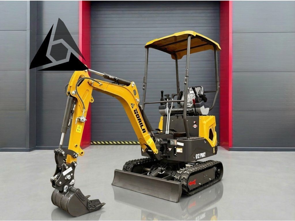 2026 Gorila G12 PRO2 mini excavator, side view 2026 Gorila G12 PRO2 mini excavator, side view
