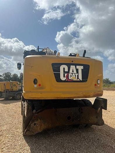 2016 Caterpillar M320F wheel excavator, rear view 2016 Caterpillar M320F wheel excavator, rear view