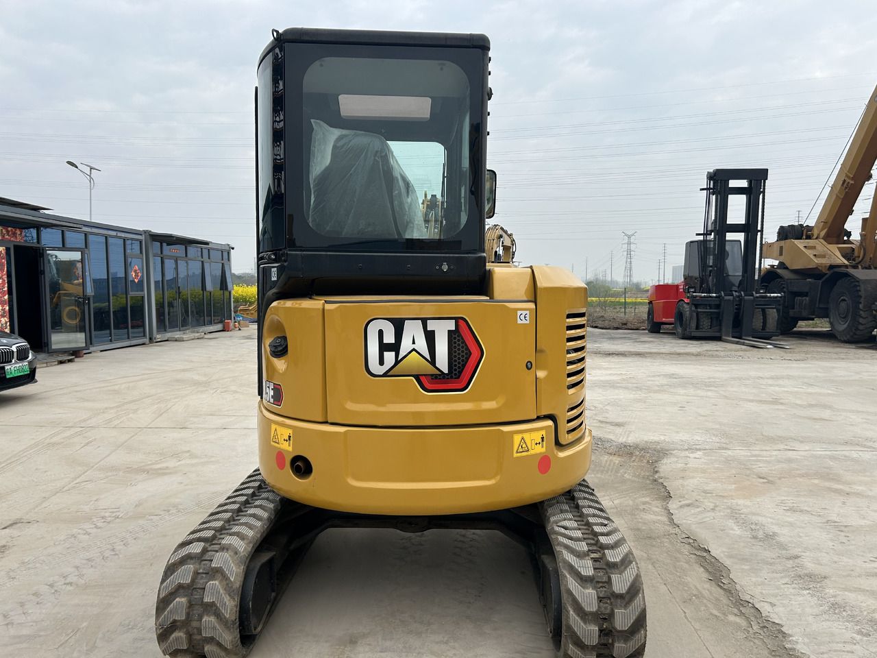 2019 Caterpillar 303.5ECR mini excavator rear view 2019 Caterpillar 303.5ECR mini excavator rear view