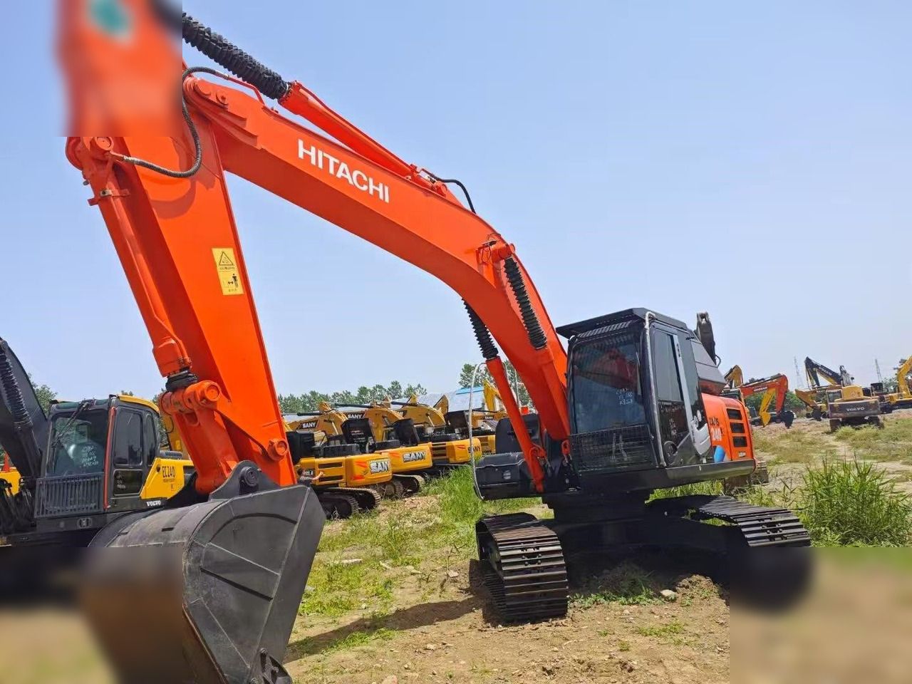 2022 Hitachi ZX240 crawler excavator, front three-quarter view 2022 Hitachi ZX240 crawler excavator, front three-quarter view