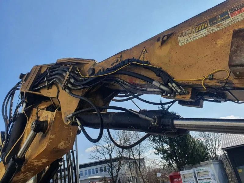 2013 Caterpillar 328D Tunnelbag crawler excavator boom detail