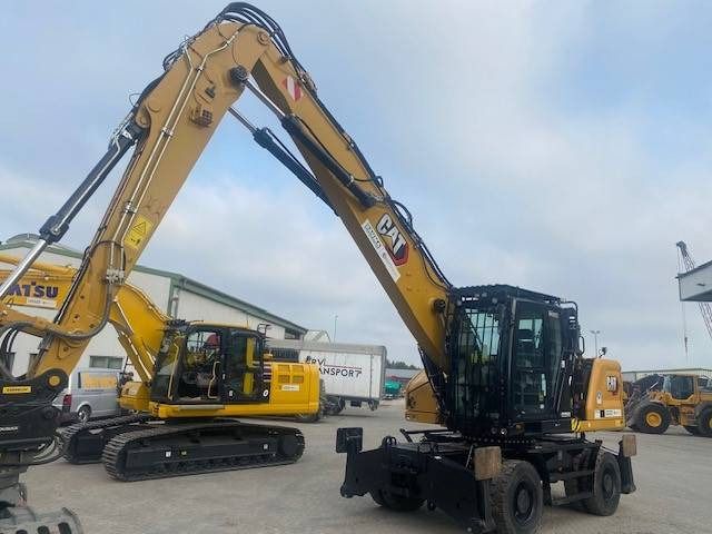 2024 Caterpillar MH3022-07D material handler, front three-quarter view 2024 Caterpillar MH3022-07D material handler, front three-quarter view