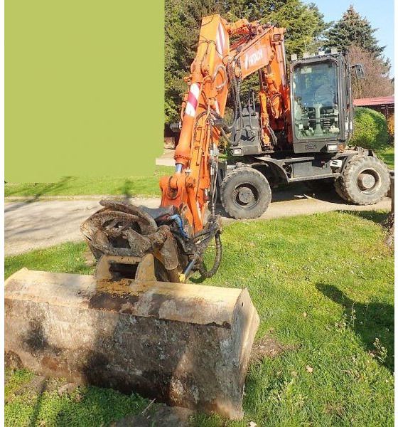 2014 Hitachi ZX140W-5 wheel excavator, front three-quarter view