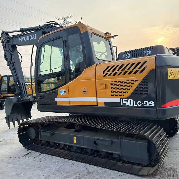 2022 Hyundai 150-9 Escavatore Cingolato 2022 Hyundai 150-9 Escavatore Cingolato