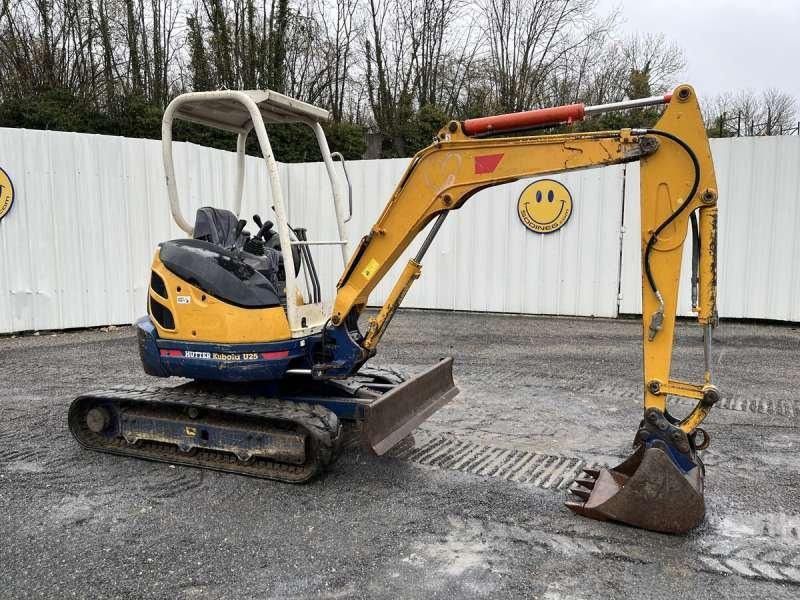 2004 Kubota U25-3EU mini excavator, side view
