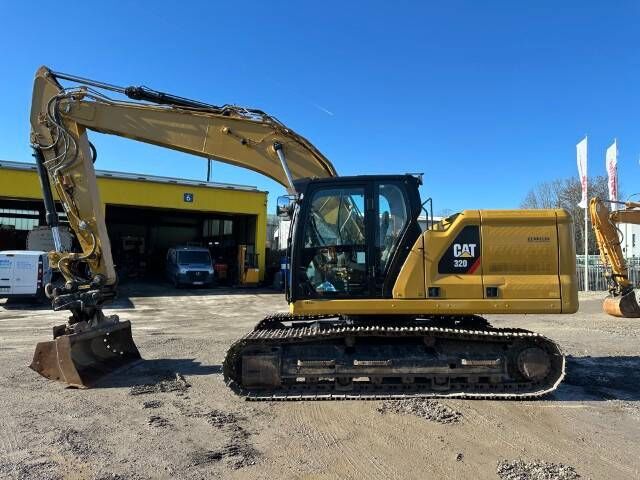 2019 Caterpillar 320 Next Generation crawler excavator, side view 2019 Caterpillar 320 Next Generation crawler excavator, side view