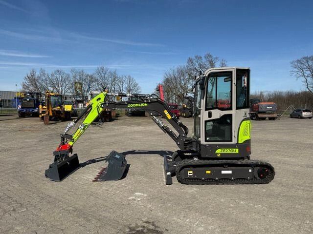 2025 Zoomlion ZE27GU mini excavator side view