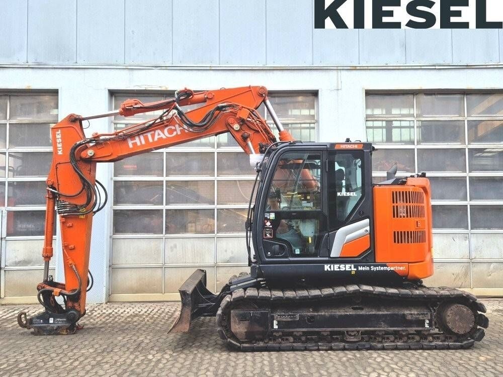 2022 Hitachi ZX135US-7 crawler excavator side view 2022 Hitachi ZX135US-7 crawler excavator side view