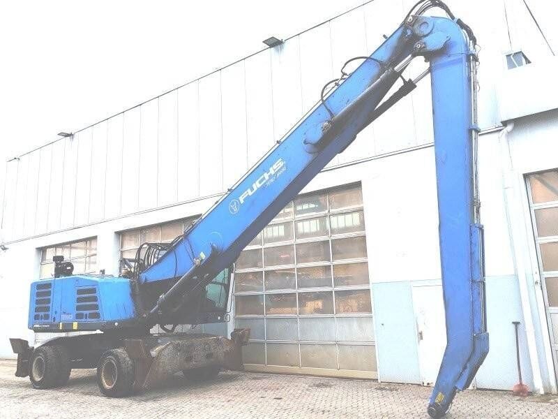 2018 Fuchs MHL350F material handler, side profile view 2018 Fuchs MHL350F material handler, side profile view