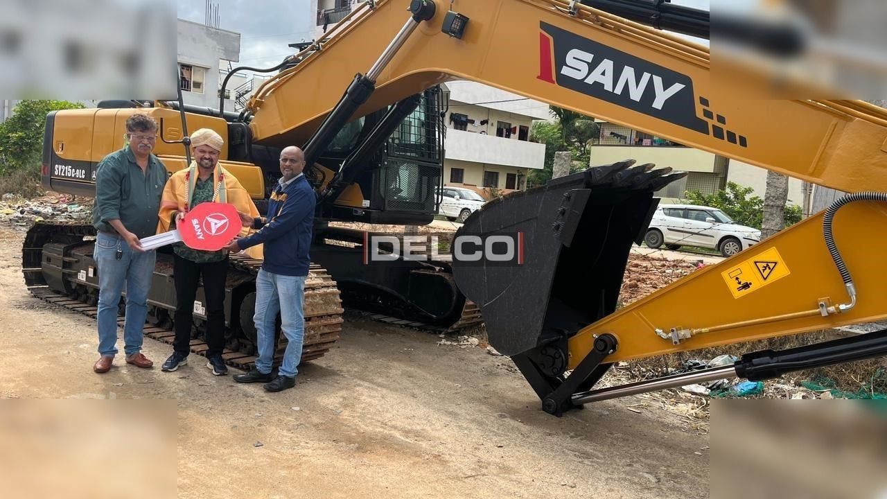 2026 Sany SY215C-9LC crawler excavator side view 2026 Sany SY215C-9LC crawler excavator side view