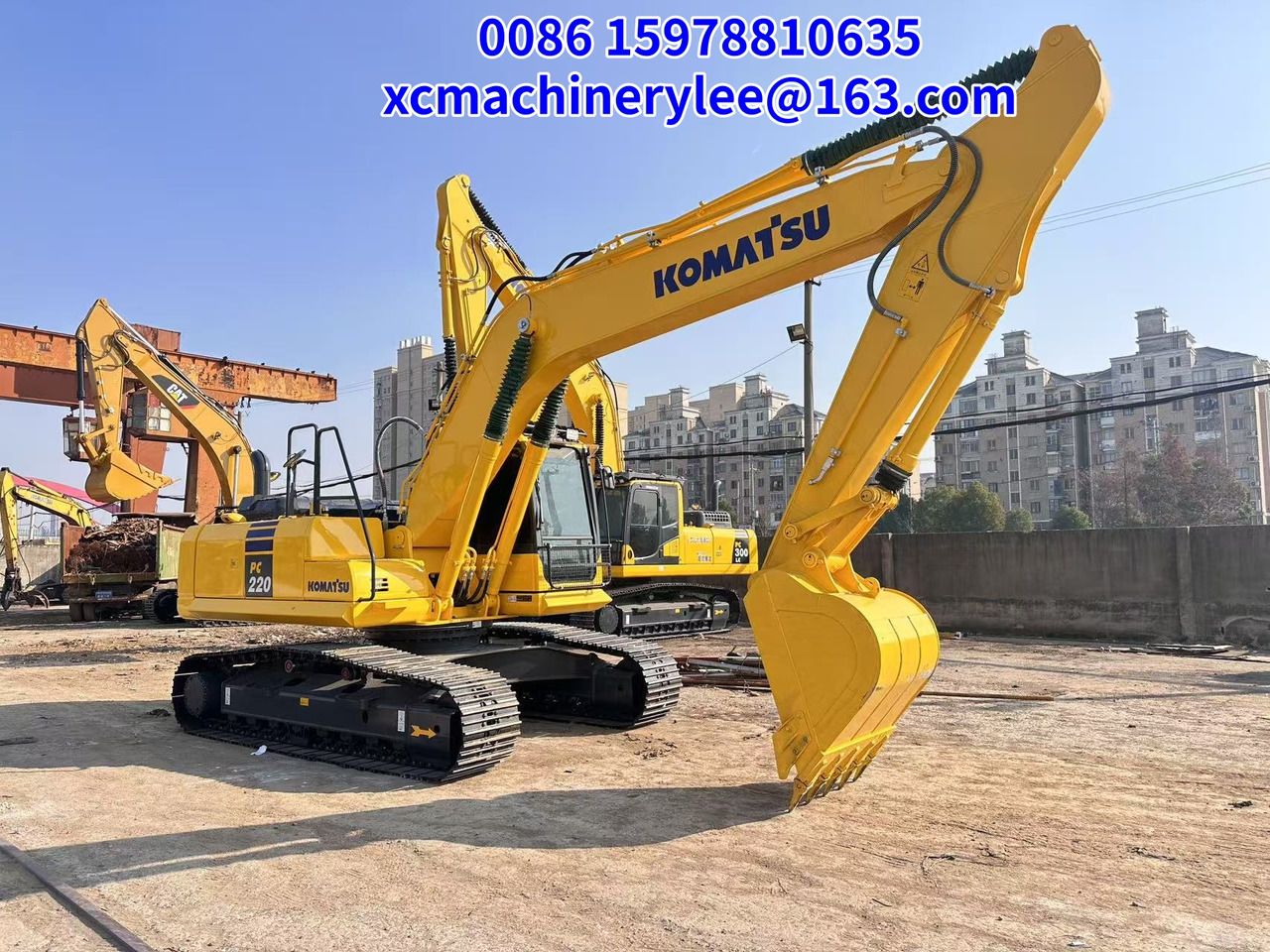 2024 Komatsu PC220 crawler excavator, side profile view 2024 Komatsu PC220 crawler excavator, side profile view