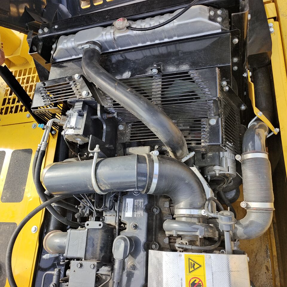 2024 Komatsu PC350 crawler excavator engine compartment view 2024 Komatsu PC350 crawler excavator engine compartment view