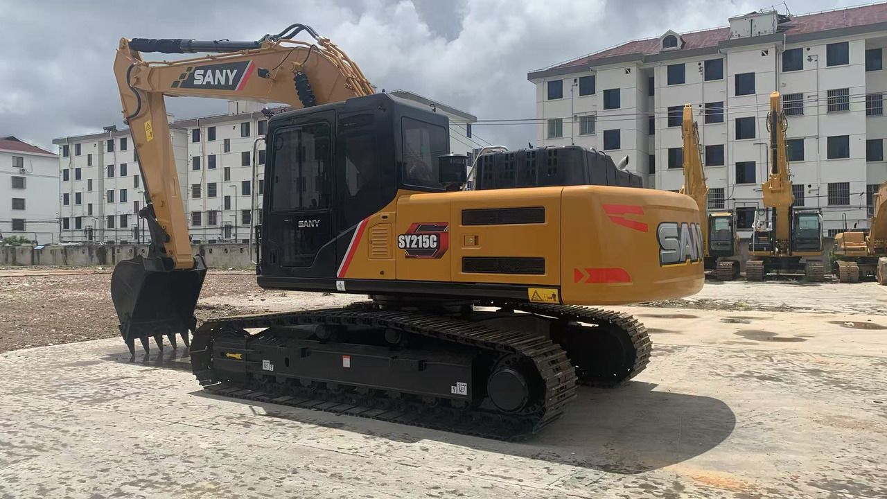 2024 Sany SY215C crawler excavator, rear three-quarter view 2024 Sany SY215C crawler excavator, rear three-quarter view