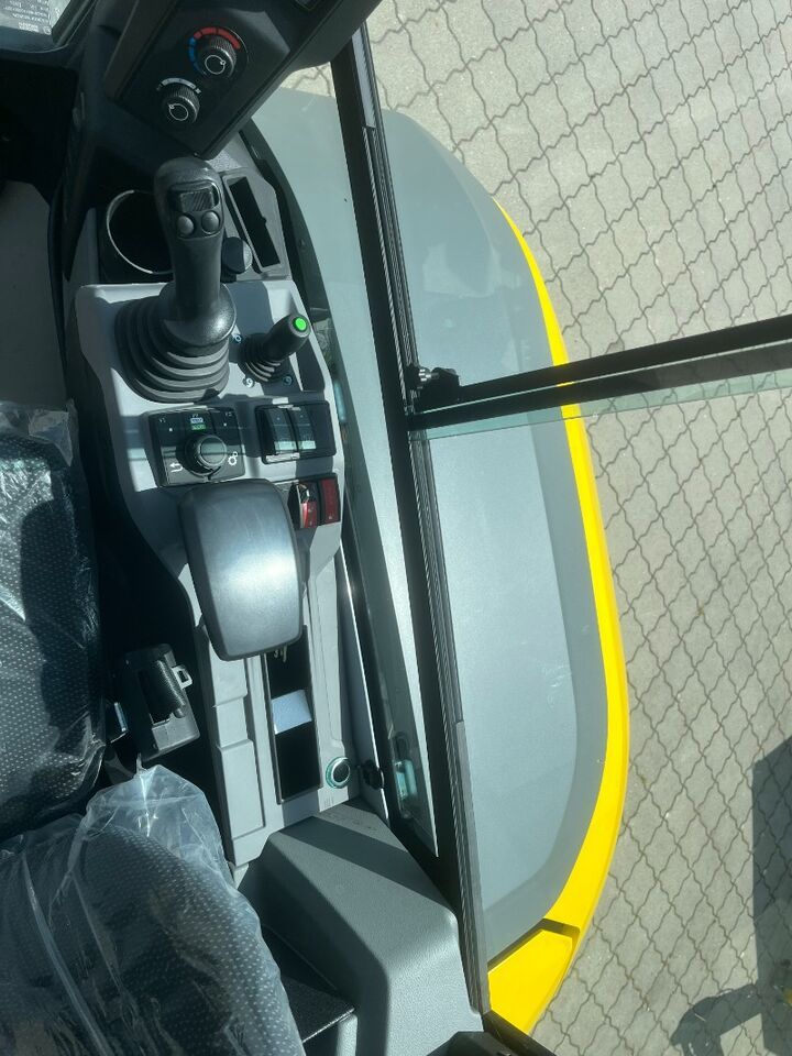 2023 Wacker Neuson ET 42 mini excavator interior cab view 2023 Wacker Neuson ET 42 mini excavator interior cab view