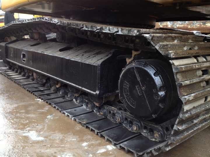 2020 Caterpillar 320CL koparka gąsienicowa, detal układu gąsienic 2020 Caterpillar 320CL koparka gąsienicowa, detal układu gąsienic