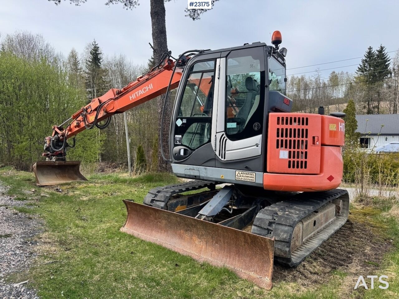 2012 Hitachi ZX85US-3 crawler excavator, side view